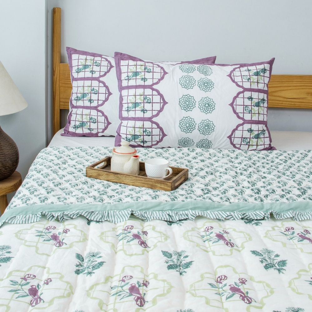 Jharokha Fringe Reversible Jaipuri Quilt