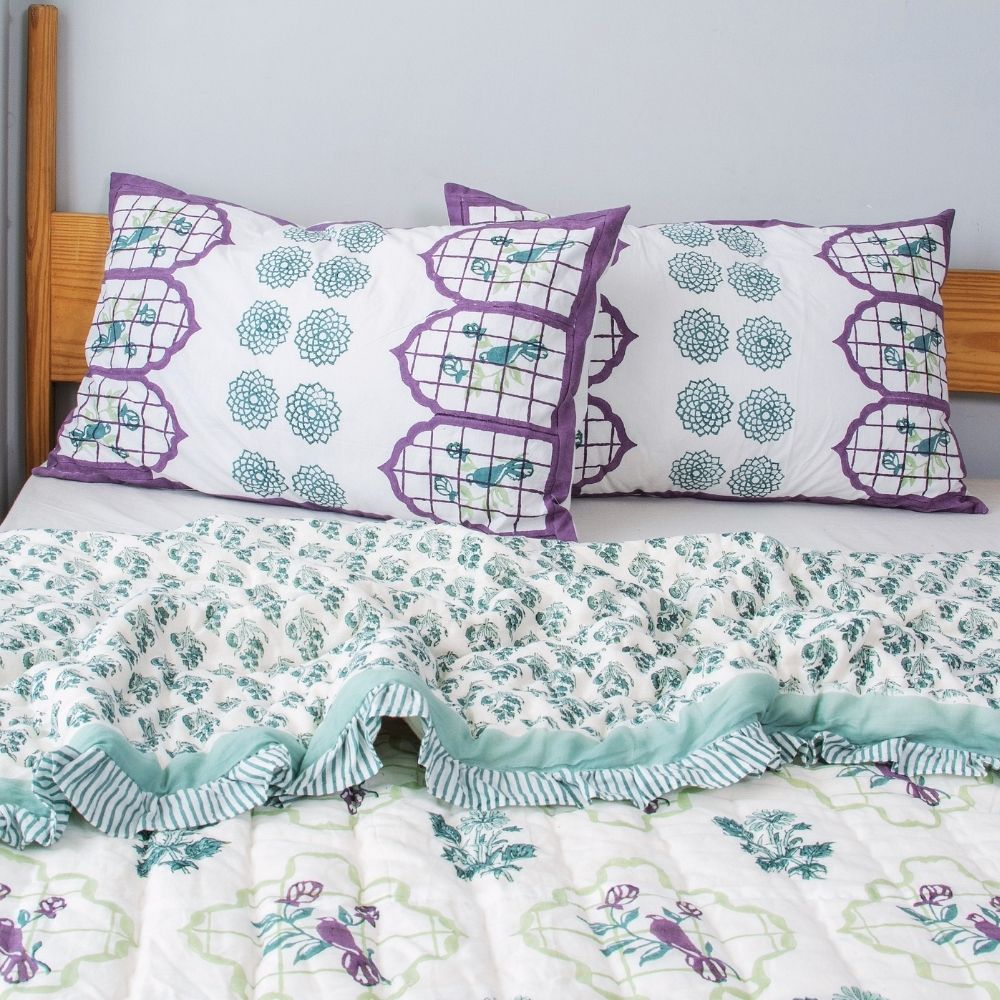 Jharokha Fringe Reversible Jaipuri Quilt