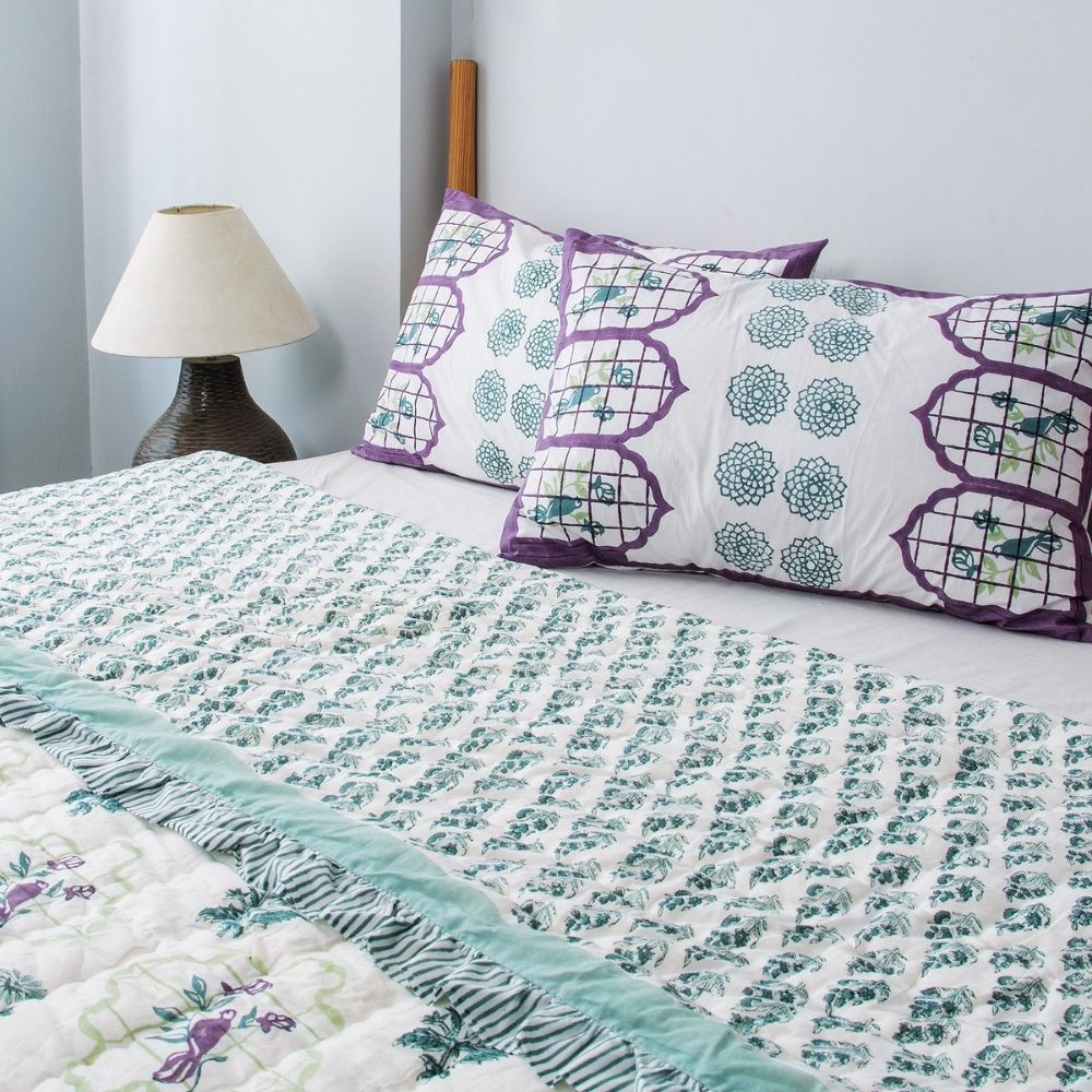Jharokha Fringe Reversible Jaipuri Quilt