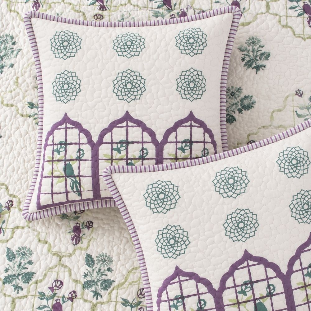 Jharokha Quilted Cushion Cover