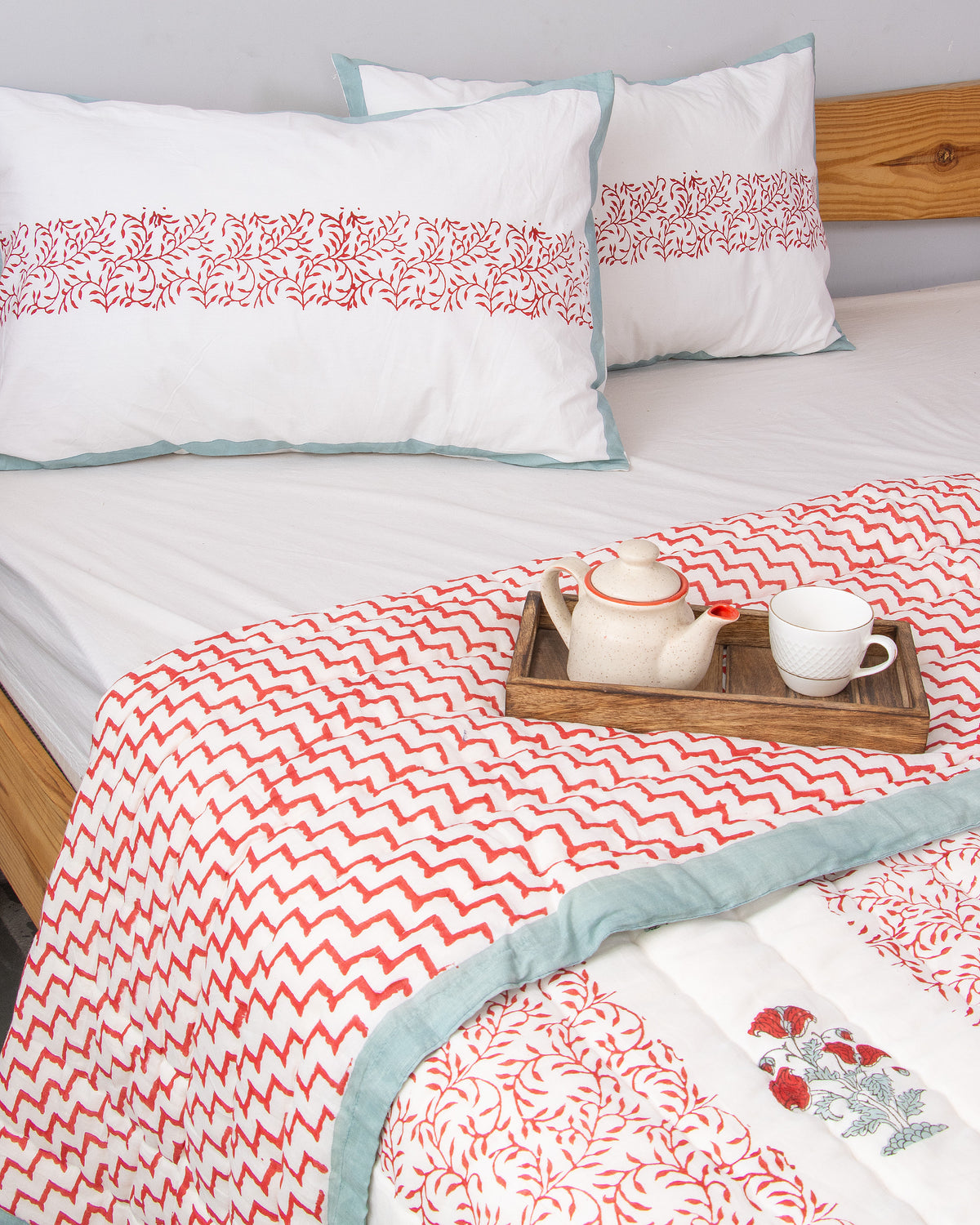 Vanika Reversible Jaipuri Quilt
