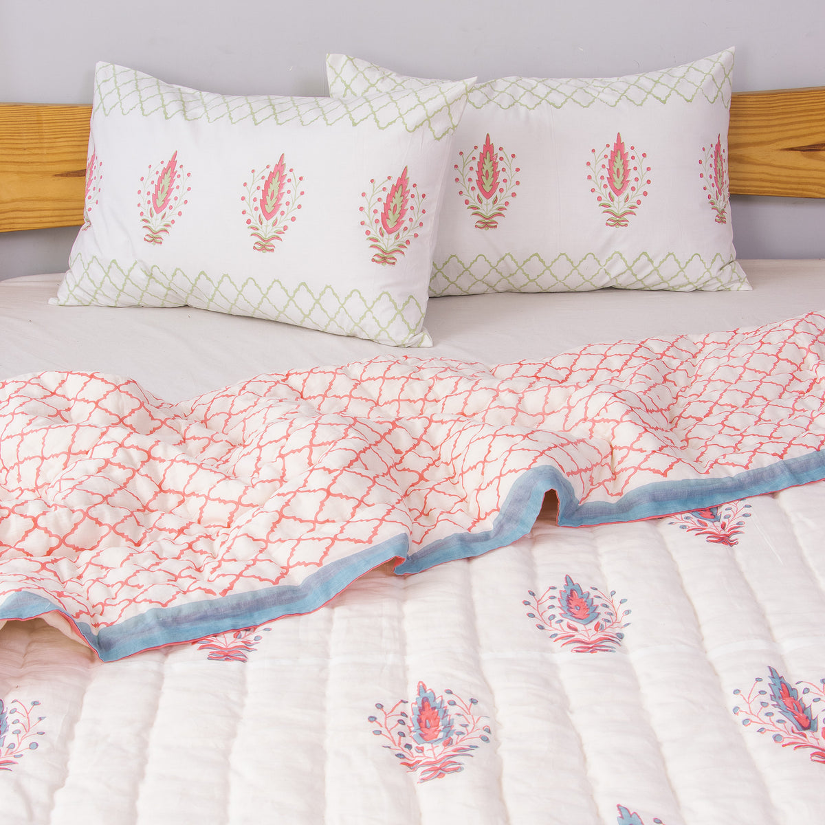 Mirdula Reversible Jaipuri Quilt