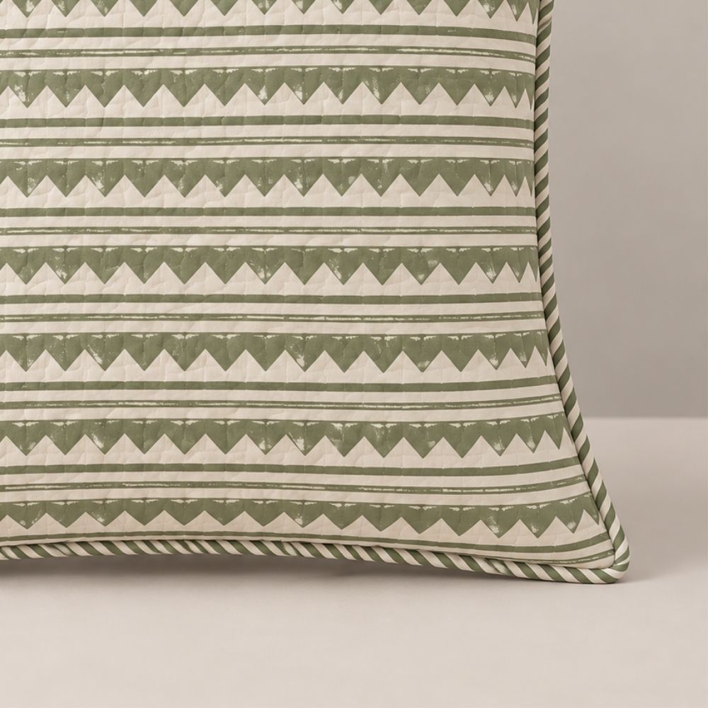 Doorva Quilted Cushion Cover