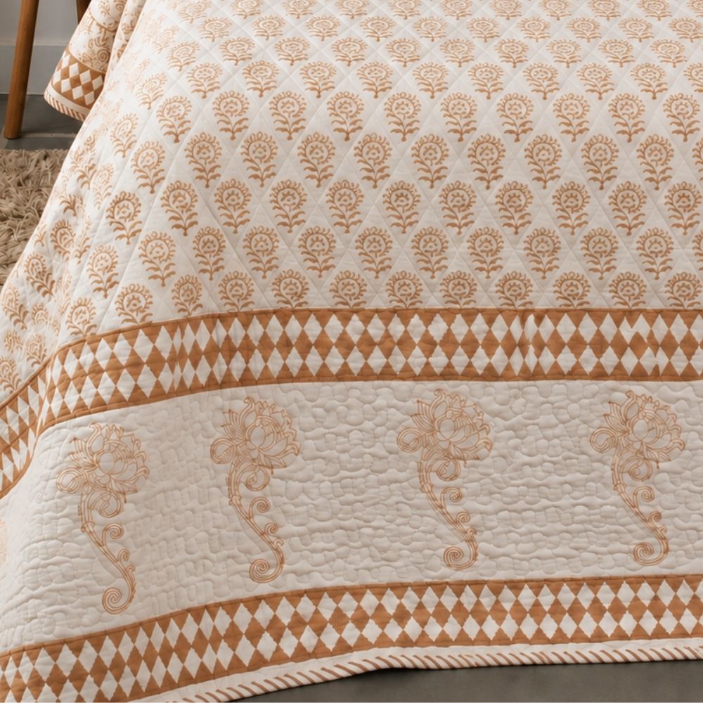Valgu Jaipuri Quilt