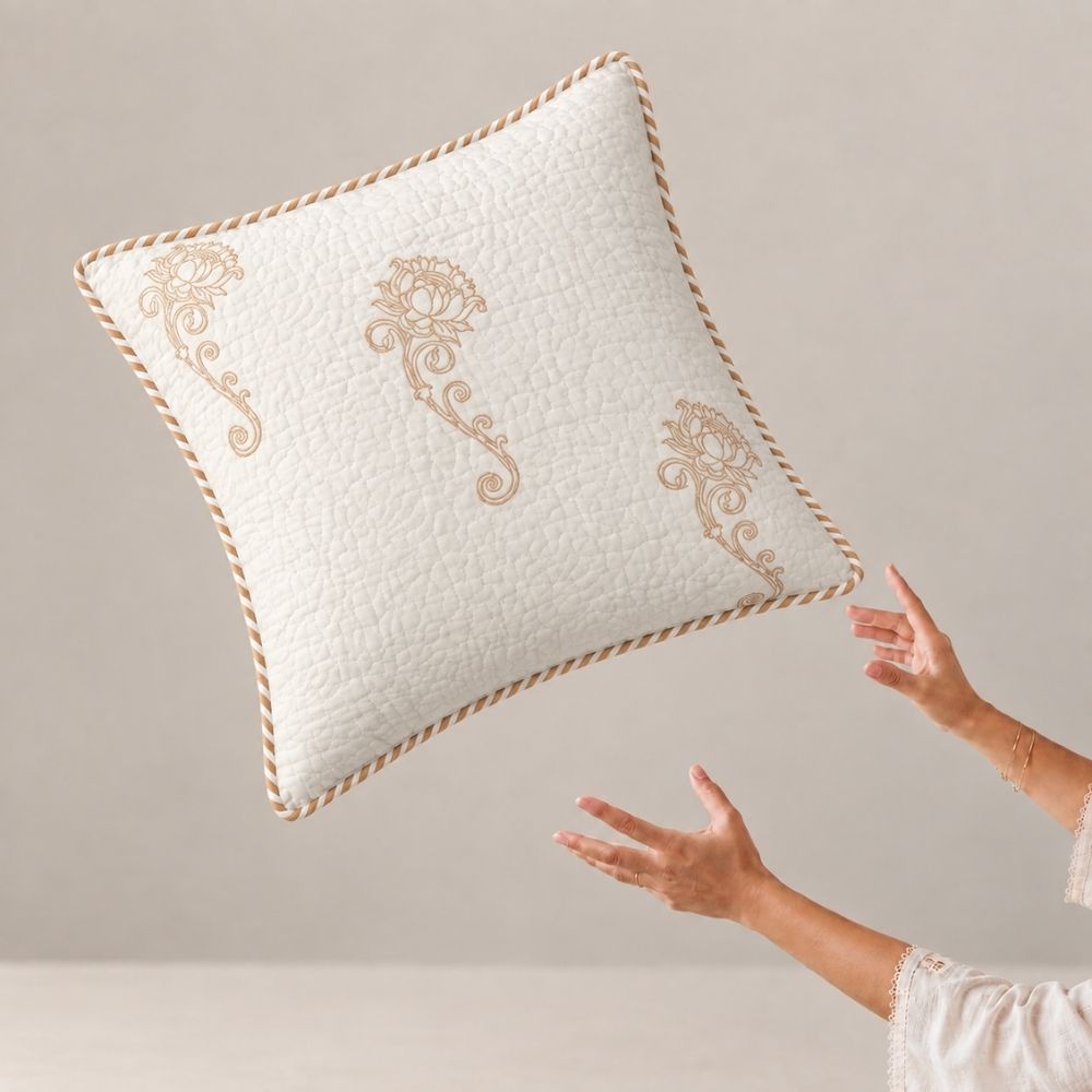 Valgu Quilted Cushion Cover