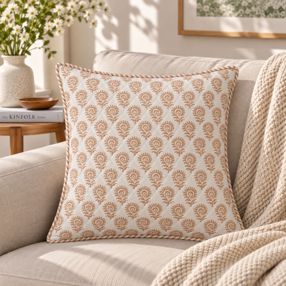 Valgu Quilted Cushion Cover